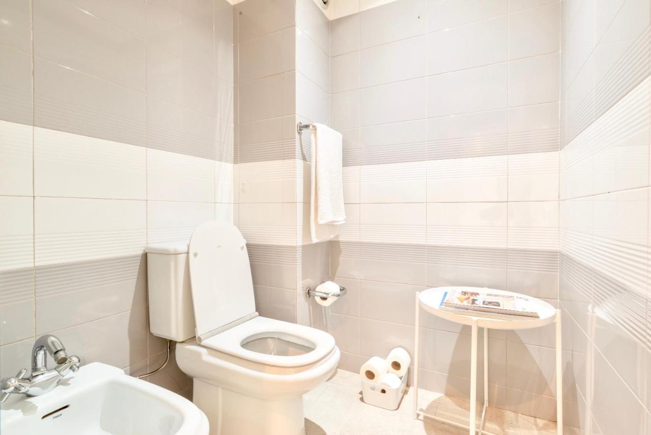 Lisbon Swimming Pool Apartment With Private Parking Exterior photo